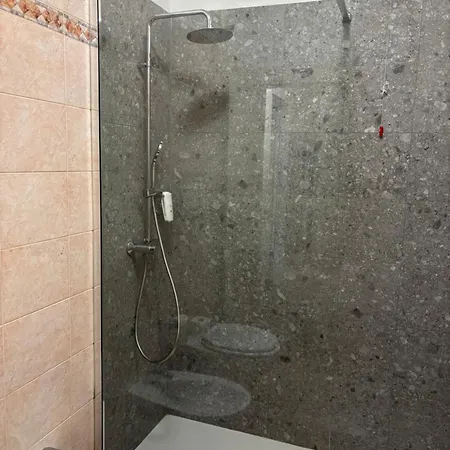 Valle D'oro Hotel Albino