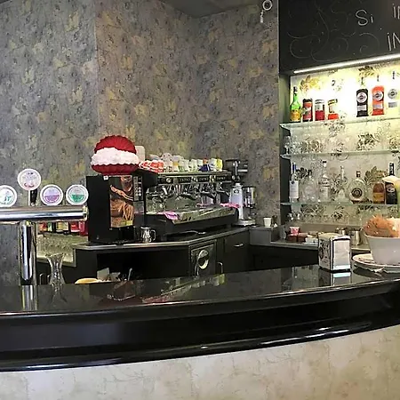 Valle D'oro Hotel *
