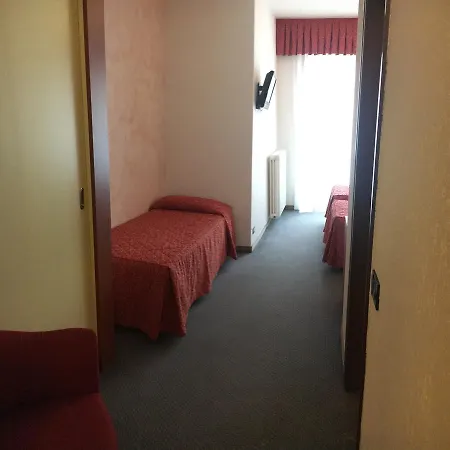 Valle D'oro Hotel Albino