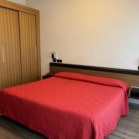 瓦莱多奥尔酒店 酒店